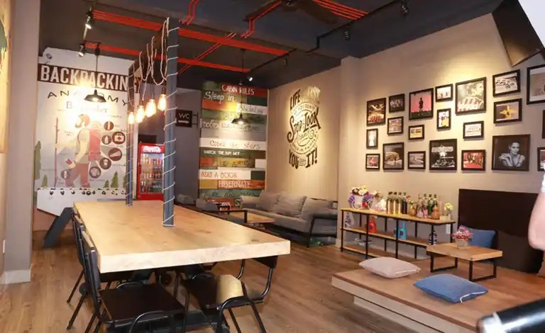 Barney's Danang Backpackers House